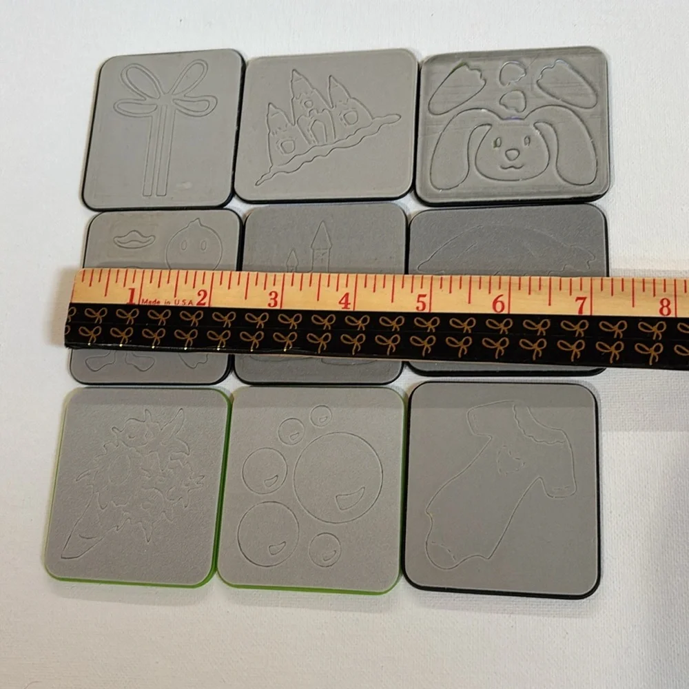 SIZZIX Beach Die Cut Thin Dizzix Dies Set of 9 SIZZIX Bunny Sizzix Pie Die cut